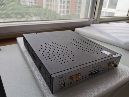 Rádio definido software encaixado 120MHz evolutivo do elevado desempenho da 2950 do SDR USRP