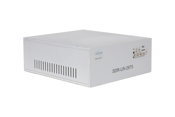 A elevada precisão encaixou a relação de USB 3,0 da largura de banda do SDR Ettus USRP E310 56MHz